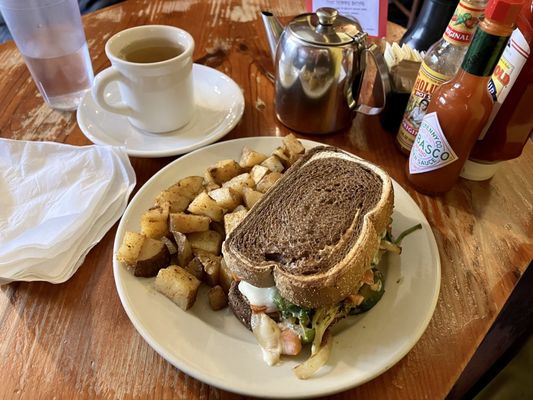 The Runcible Spoon by null