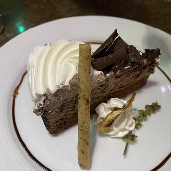 Zazones Caribbean Kitchen - Old fashion cake - Seafood Near Me - Aguadilla, Puerto Rico