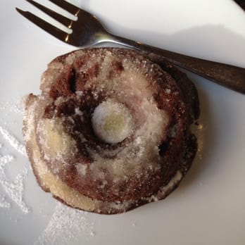 Brownie Box - Bronut - Desserts Near Me - London, XGL Brownie Box - Bronut - Desserts Near Me - London, XGL
