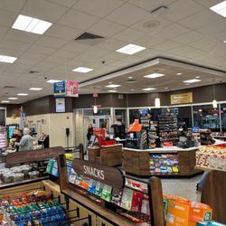 Wawa - Store floor