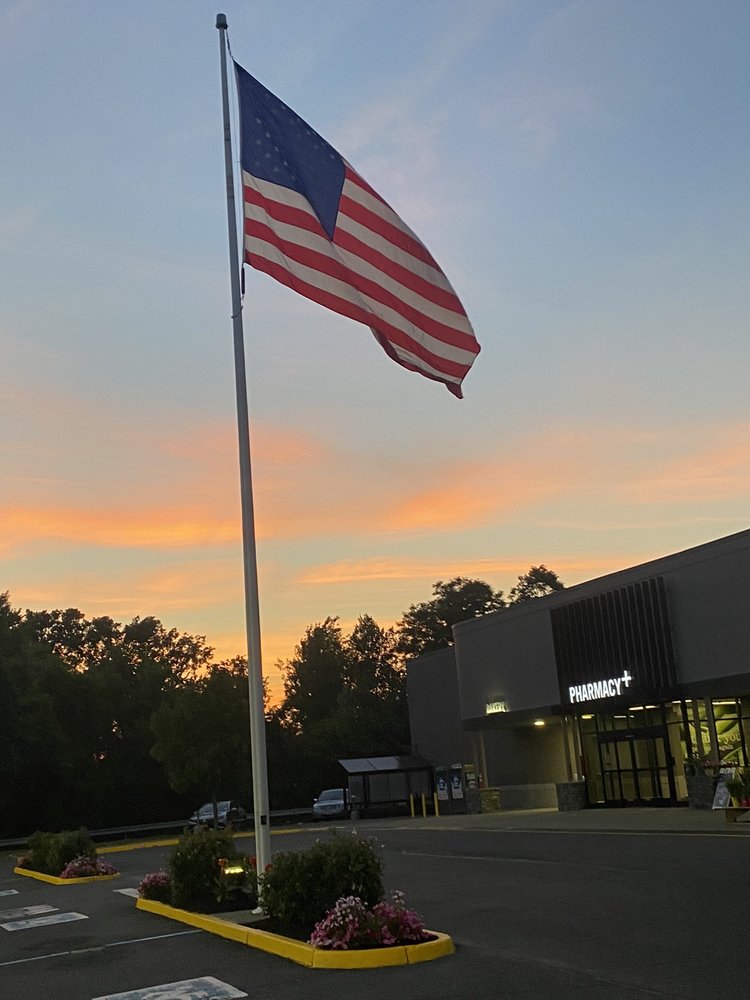 MARKET 32 BY PRICE CHOPPER Updated September 2024 24 Photos & 10