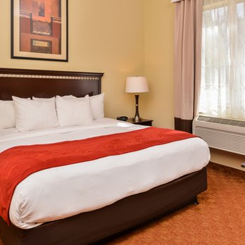 Comfort Suites Eugene - Guest room - Hotels Near Me - Eugene, Oregon