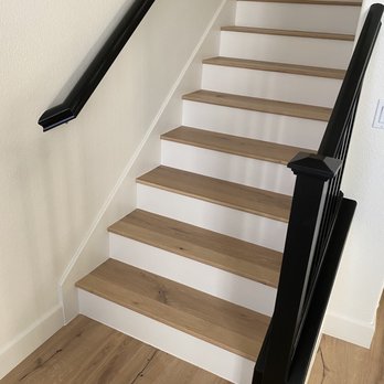 Greenway Floors & More - a staircase in a home - Flooring Near Me - San Leandro, California Greenway Floors & More - a staircase in a home - Flooring Near Me - San Leandro, California