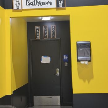 Chex - Restroom - Salad Near Me - Columbia, South Carolina