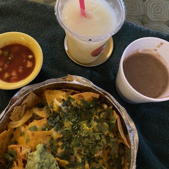 El Sombrero - Nachos, beans, salsa and a margarita - Mexican Near Me - Walla Walla, Washington