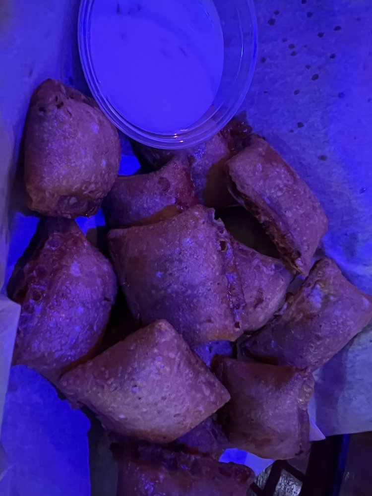Three Sheets Bar & Grill Image