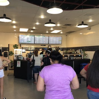 Craft Boba Tea - Lots of people inside - Bubble Tea Near Me - Dallas, Texas