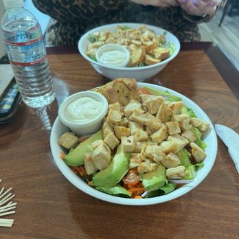 Roccab's Café & Deli - Garden Salad with chicken - Sandwiches Near Me - San Leandro, California Roccab's Café & Deli - Garden Salad with chicken - Sandwiches Near Me - San Leandro, California