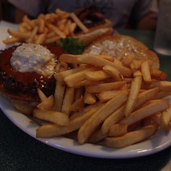 Tommy J's Grill & Catering - Burgers Near Me - Davis, California