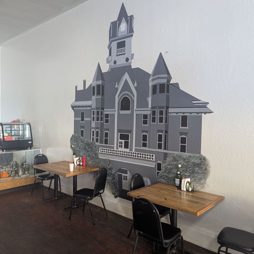 Downtown Cafe and Bakery - Pizza Near Me - Lakeview, Oregon Downtown Cafe and Bakery - Pizza Near Me - Lakeview, Oregon