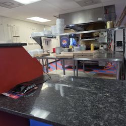 Five Star Pizza - Inside five star