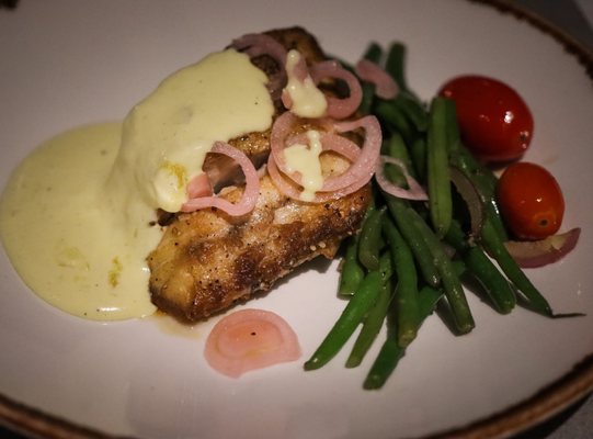 Pescado Seafood Grill & Rooftop Bar by null
