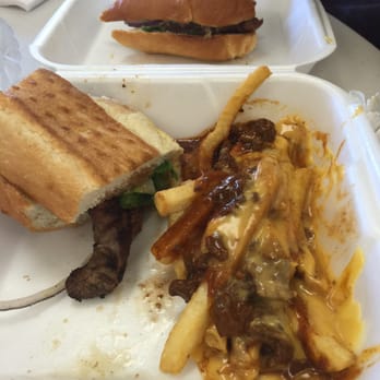 Louie's Market - Nicely flavored NY steak sandwich with chili cheese fries both very very good - Burgers Near Me - Stockton, California Louie's Market - Nicely flavored NY steak sandwich with chili cheese fries both very very good - Burgers Near Me - Stockton, California