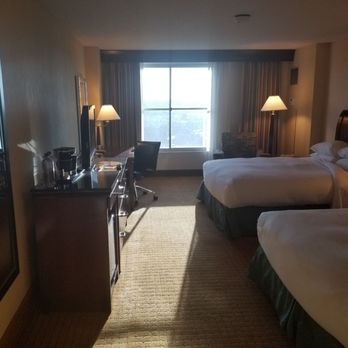 DoubleTree by Hilton Hotel Modesto - 7th floor room. - Hotels Near Me - Modesto, California DoubleTree by Hilton Hotel Modesto - 7th floor room. - Hotels Near Me - Modesto, California