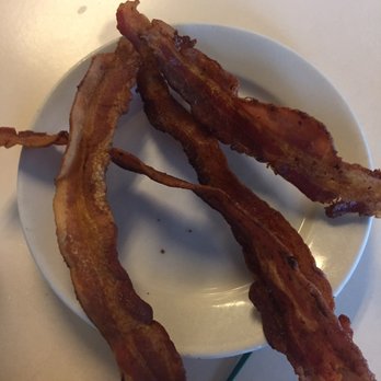 Katrina's Cafe - Side of bacon cooked to perfection - Breakfast & Brunch Near Me - Auburn, California