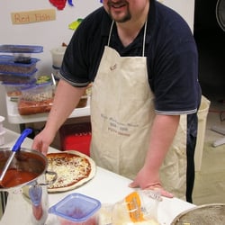 Knox Presbyterian Church - Did we mention food? How about our famous Pizza Night???