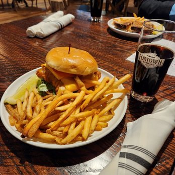 Foxtown Brewing - Fish Sandwich - Brewpubs Near Me - Mequon, Wisconsin