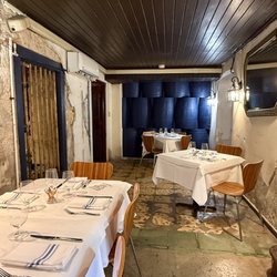 1756 Grotto - Air-conditioned dining in our historic Danish building circa 1756