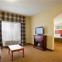 Holiday Inn Express & Suites Goshen