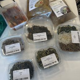 Fresh Banchan! All my faves. Fresh Banchan! All my faves.