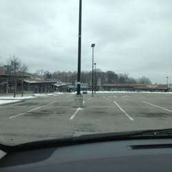 Canada One Outlets - The calm before the Saturday storm.