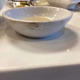 Dirty bowl served to customers Dirty bowl served to customers