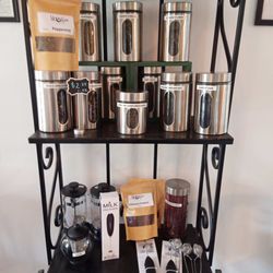 Moon Does Coffee