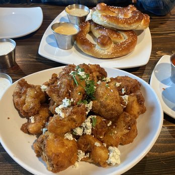kitchen747 - Pretzels and Buffalo cauliflower - Pizza Near Me - Roseville, California