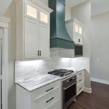 Ponce Painting - New construction , Freshly painted cabinets with top quality paint. - Painters Near Me Ponce Painting - New construction , Freshly painted cabinets with top quality paint. - Painters Near Me