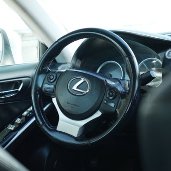 Splash Bros Mobile Detailing - Interior dressing and protected - Car Wash Near Me Splash Bros Mobile Detailing - Interior dressing and protected - Car Wash Near Me