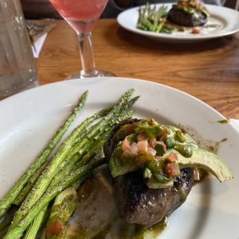 Chili's - Classic Sirloin* with Grilled Avocado - American Near Me - Zephyrhills, Florida