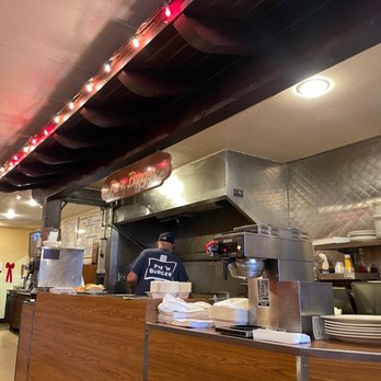 Pie 'n Burger - Where the magic happens! Yummy burgers! - Burgers Near Me - Pasadena, California