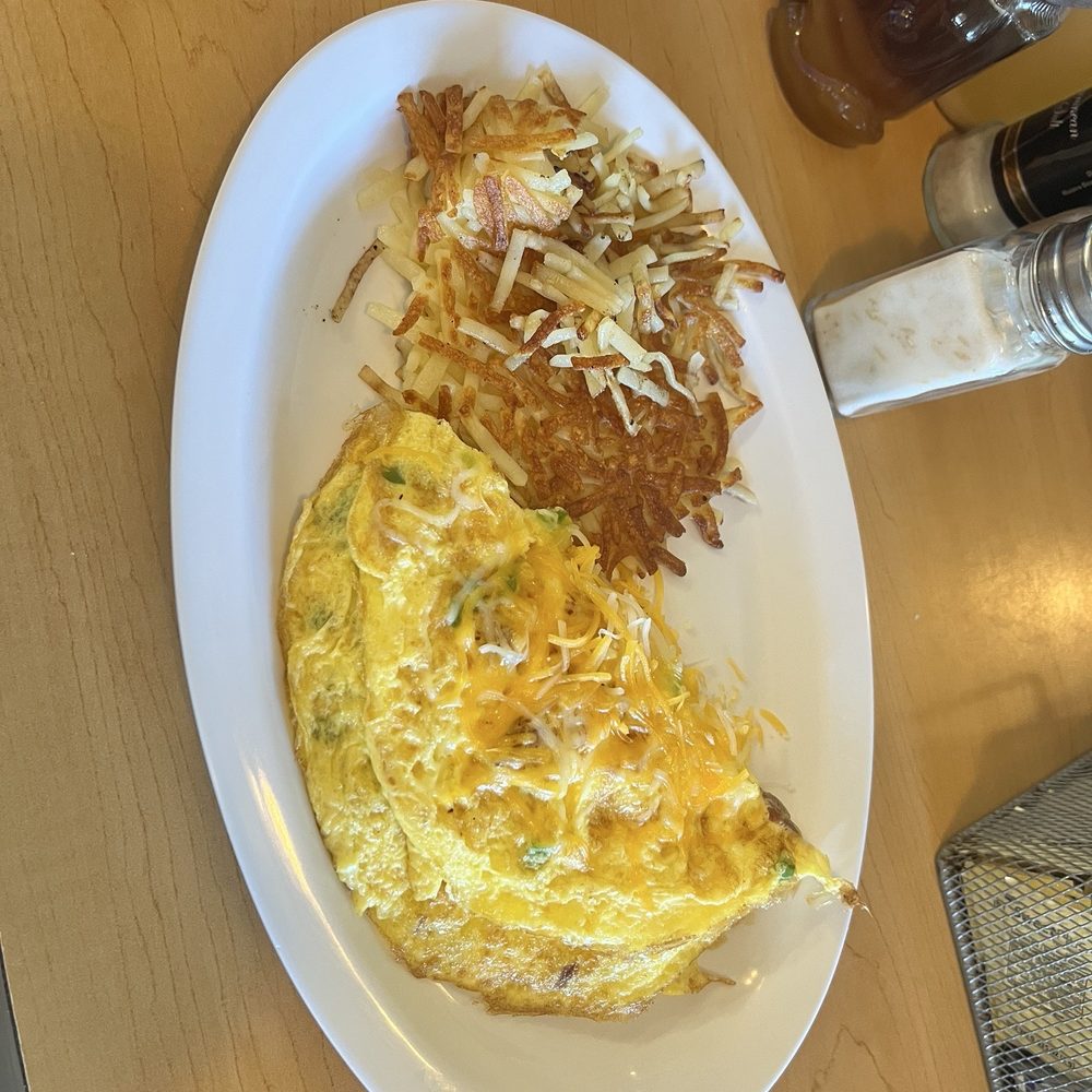 Route 60 Diner - Small plate western omelette and hash - Diners Near Me - Lake Wales, Florida Route 60 Diner - Small plate western omelette and hash - Diners Near Me - Lake Wales, Florida