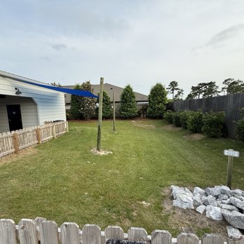 The Eatery - Doggy area next to eating area. My dog loves it - Food Trucks Near Me - Gulf Breeze, Florida