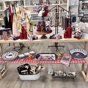 Simply Perfect - Home Decor Near Me - Tehachapi, California
