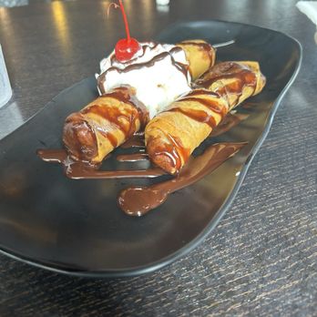 TreeHouse Thai - Fried banana dessert - Thai Near Me - Culver City, California TreeHouse Thai - Fried banana dessert - Thai Near Me - Culver City, California