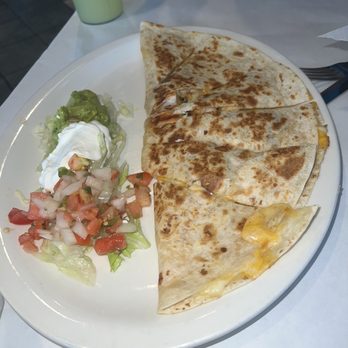 Samantha's Restaurant - Chicken Quesadillas - Mexican Near Me - Silver Spring, Maryland Samantha's Restaurant - Chicken Quesadillas - Mexican Near Me - Silver Spring, Maryland
