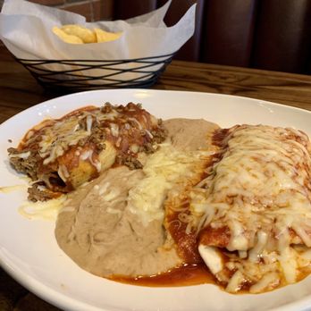 Toro Z - Special Lunch #4 tamale, burrito and beans. - Mexican Near Me - Zionsville, Indiana