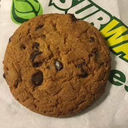 Chocolate chip cookie