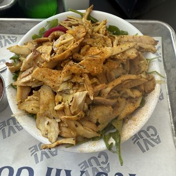 Avi Cue - Salad with chicken shawarma - Middle Eastern Near Me - Los Angeles, California