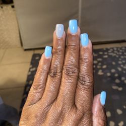La Rue Nails and Spa - Nails