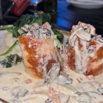 IL Gabbiano - Chicken special - Italian Near Me - New Haven, Connecticut