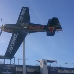Red Bull Air Races - These little dudes move (when the weather plays nice)