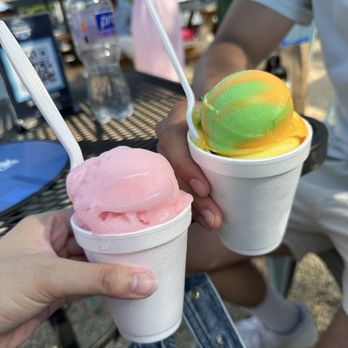 Chloe'S Corner - Cotton Candy Water Ice and Mango Lemon Lime I think - Ice Cream & Frozen Yogurt Near Me - Philadelphia, Pennsylvania