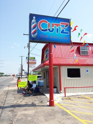 CUTZ BARBER SHOP - Updated February 2026 - 13 Reviews - 600 N Fort Hood