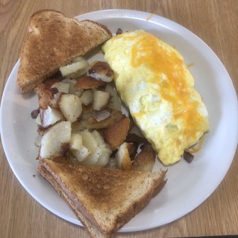 Mill Street Diner - Sausage Omelette with Cheese - American Near Me - Lewisville, Texas Mill Street Diner - Sausage Omelette with Cheese - American Near Me - Lewisville, Texas