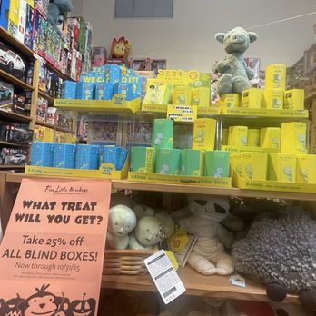 Five Little Monkeys - Burlingame - Toy Stores Near Me - Burlingame, California Five Little Monkeys - Burlingame - Toy Stores Near Me - Burlingame, California