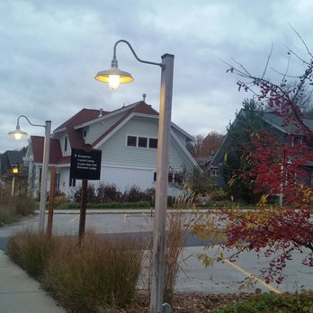 Crystal Mountain - They are trying , but you can tell more time and money spent on public areas not rooms - Hotels Near Me - Thompsonville, Michigan