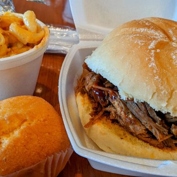 The Pig Rig BBQ - Barbeque Near Me - Wallingford, Connecticut