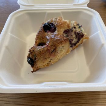 Kaffe Landskap - Blueberry Blueberry Scone w/ Lavender Lemon Glaze - Coffee & Tea Near Me - Denver, Colorado
